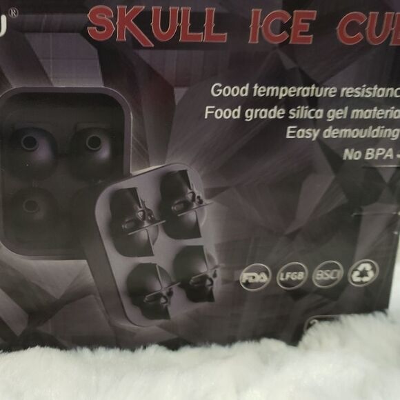 Ice Cube Maker  - Picture 5 of 8